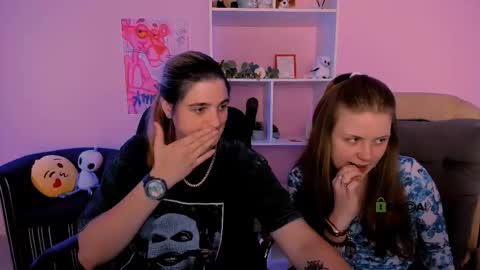 inga_gree online show from September 19, 2025, 7:25 pm