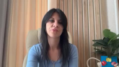 Snapshot of injaathome chatting on June 15, 2026, 11:12 am InjaAtHome online show from June 15, 2026, 11:12 am