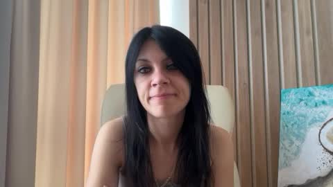 Snapshot of injaathome chatting on July 5, 2026, 6:53 am InjaAtHome online show from July 5, 2026, 6:53 am
