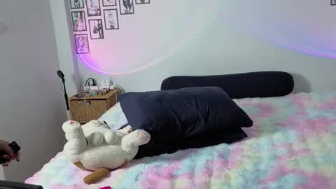 Snapshot of inkymiki chatting on January 31, 2026, 10:30 pm inkymiki online show from January 31, 2026, 10:30 pm