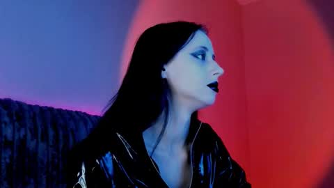 Snapshot of inner_light___ chatting on October 18, 2025, 4:19 pm Venera online show from October 18, 2025, 4:19 pm