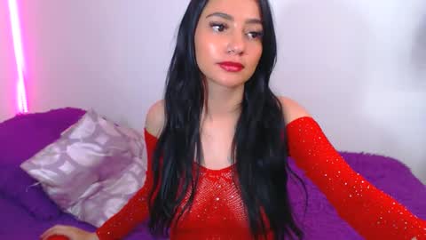 Snapshot of innocent_fox chatting on March 11, 2026, 5:02 am Abril online show from March 11, 2026, 5:02 am