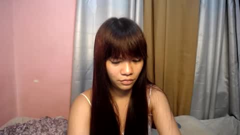 Snapshot of innocent_lover_ziaxx chatting on June 20, 2026, 5:16 pm your zia online show from June 20, 2026, 5:16 pm