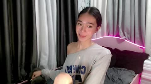 Reign online show from April 18, 2026, 7:58 pm