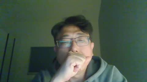 insuclee197641 online show from April 25, 2026, 12:30 pm