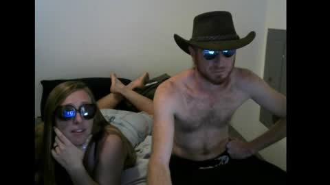 intcouple24 online show from September 13, 2025, 6:02 am