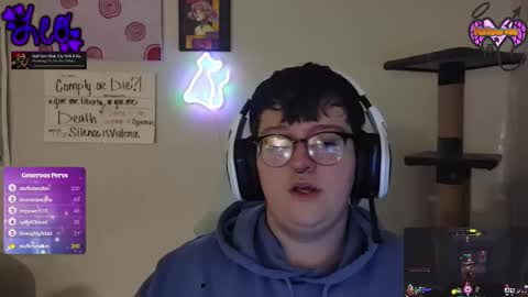 Snapshot of intentkitten chatting on March 7, 2026, 5:48 am Reigning Leo online show from March 7, 2026, 5:48 am