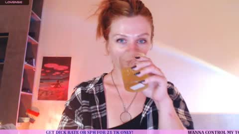 Cassie online show from April 2, 2026, 1:20 pm