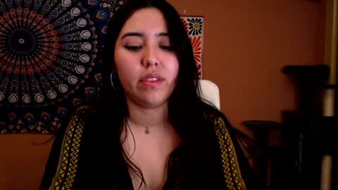 Snapshot of intimatetales chatting on December 18, 2024, 6:14 pm Africa online show from December 18, 2024, 6:14 pm