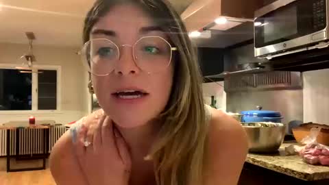 Snapshot of intothewoodswego chatting on October 11, 2025, 9:46 pm IntoTheWoodsWeGo online show from October 11, 2025, 9:46 pm