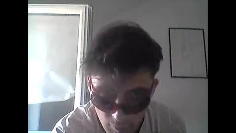 ireallylovedroogz online show from May 5, 2026, 7:05 am