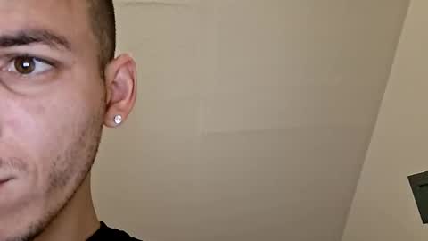 Snapshot of irenardo1 chatting on March 16, 2026, 5:44 am irenardo1 online show from March 16, 2026, 5:44 am