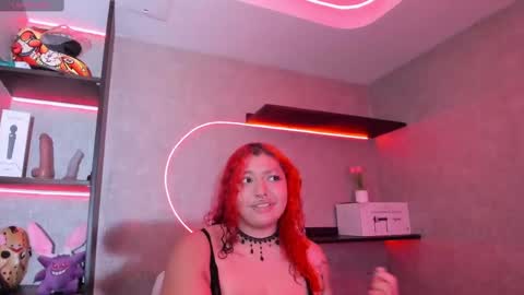 Snapshot of iriisfeitan chatting on November 24, 2025, 10:15 am iriisfeitan online show from November 24, 2025, 10:15 am