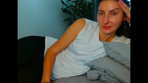 irina online show from June 2, 2026, 5:42 am