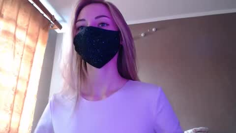 Lily online show from September 18, 2025, 10:28 am