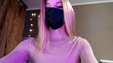 Lily online show from May 15, 2026, 5:31 pm