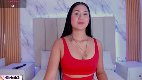 Snapshot of iris_thompson chatting on February 12, 2026, 4:07 am Iris online show from February 12, 2026, 4:07 am