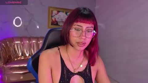 Iris  online show from November 8, 2025, 8:51 pm