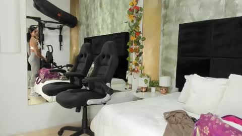 Iris Fit online show from January 28, 2025, 2:21 am