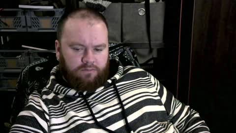 twitter theirishman205 online show from December 19, 2024, 10:21 pm