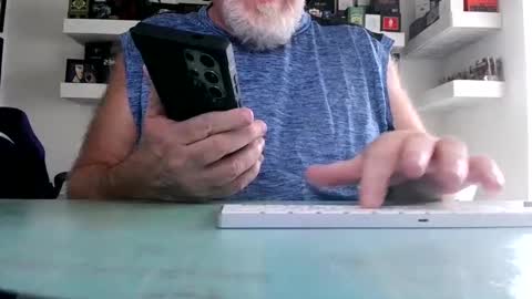 Irishdudelove online show from February 13, 2025, 8:34 pm