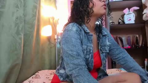 Snapshot of iriss_25 chatting on February 15, 2025, 10:55 am iris online show from February 15, 2025, 10:55 am