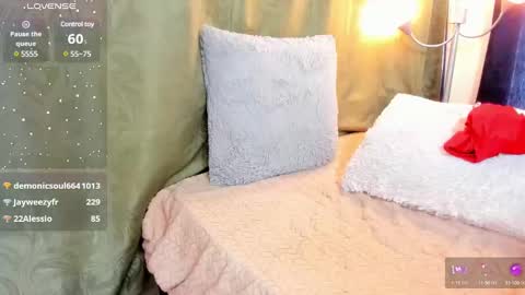 Snapshot of iriss_25 chatting on March 8, 2025, 2:51 pm iris online show from March 8, 2025, 2:51 pm