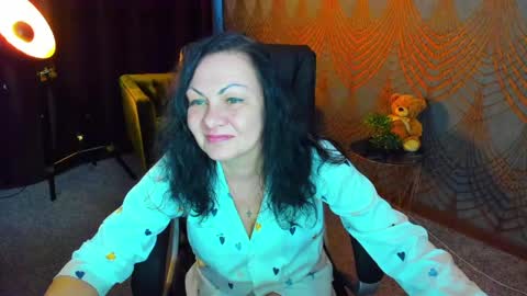 Iris online show from May 13, 2026, 5:27 am