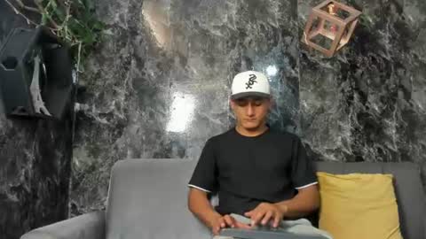 Snapshot of iron_king7 chatting on July 15, 2026, 12:32 pm Iron king online show from July 15, 2026, 12:32 pm