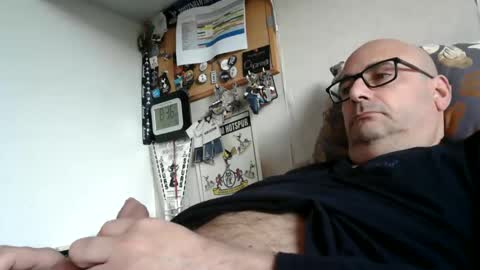 Ironkokkk online show from April 14, 2026, 7:36 am