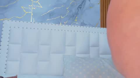 Snapshot of irresistiblemilf chatting on September 20, 2025, 12:28 pm Sandy  online show from September 20, 2025, 12:28 pm