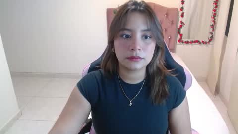 Snapshot of isa393887 chatting on February 24, 2026, 9:35 pm isa393887 online show from February 24, 2026, 9:35 pm