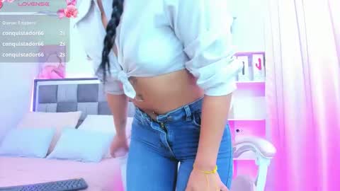 Snapshot of isa7_ chatting on February 21, 2026, 2:07 pm Isabella online show from February 21, 2026, 2:07 pm