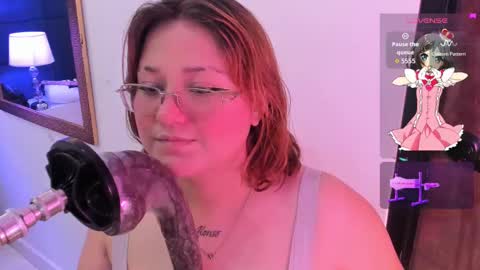 Isa online show from September 24, 2025, 4:38 am