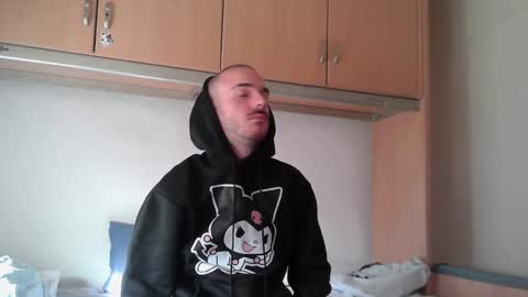 Isaac99c online show from October 16, 2025, 8:15 am