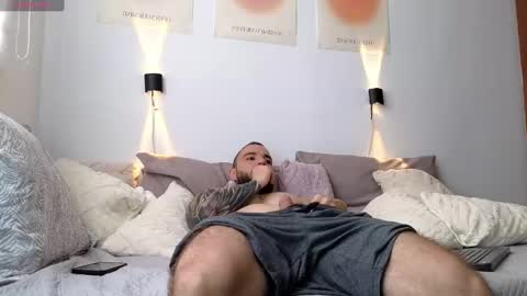 Snapshot of isaac_carter chatting on March 12, 2025, 1:51 pm Isaac carter online show from March 12, 2025, 1:51 pm