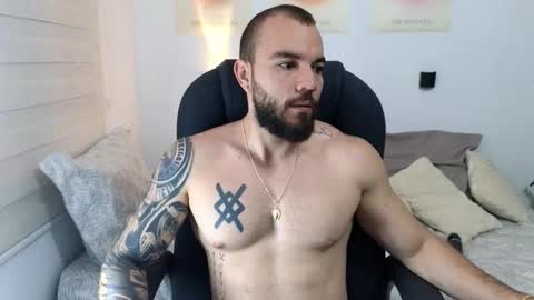 Snapshot of isaac_carter chatting on September 16, 2025, 11:11 am Isaac carter online show from September 16, 2025, 11:11 am