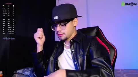 Isaac Saenz. online show from November 1, 2025, 10:01 pm