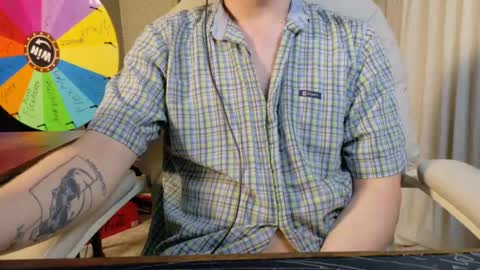 Snapshot of isaac_sheffield chatting on July 1, 2026, 7:54 am isaac online show from July 1, 2026, 7:54 am