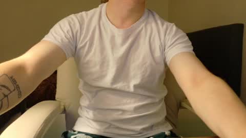 Snapshot of isaac_sheffield chatting on July 16, 2026, 8:53 am isaac online show from July 16, 2026, 8:53 am