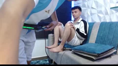 Snapshot of isaac_tan chatting on September 21, 2025, 3:08 am Isaac tan online show from September 21, 2025, 3:08 am