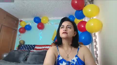 Snapshot of isabeel_sofia01 chatting on June 13, 2026, 4:49 pm Isabeel Sofia online show from June 13, 2026, 4:49 pm