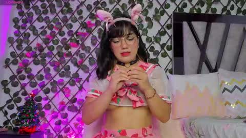 Snapshot of isabel_jamess chatting on November 30, 2025, 6:12 pm Isa online show from November 30, 2025, 6:12 pm