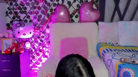 Snapshot of isabel_jamess chatting on February 14, 2026, 9:11 pm Isa online show from February 14, 2026, 9:11 pm