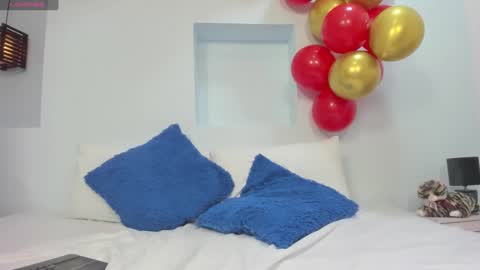 Snapshot of isabela_parkerr chatting on October 3, 2025, 1:52 pm Mommy Isa online show from October 3, 2025, 1:52 pm