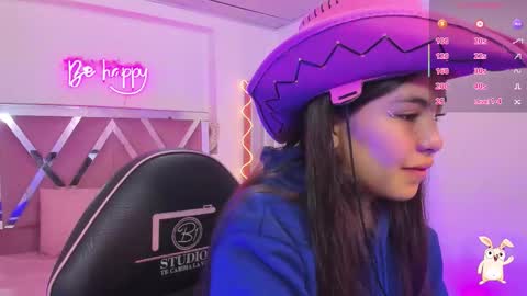 ISABELA  online show from November 28, 2025, 11:46 am