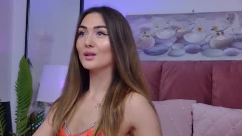 Isa online show from February 2, 2025, 1:08 pm