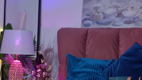 Isa online show from February 11, 2025, 10:59 am