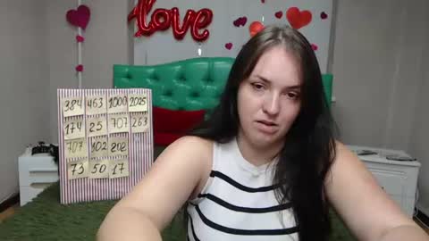 IsabelBlackberry online show from July 10, 2026, 5:23 am