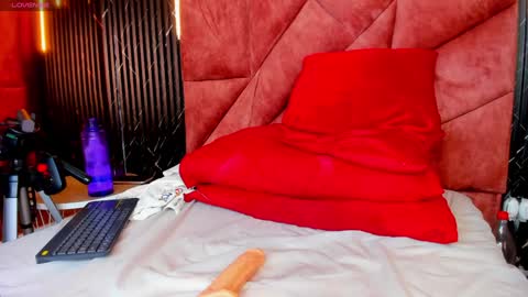 Isabella Arias online show from January 30, 2025, 10:19 am